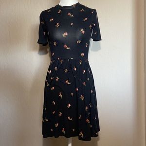 (4 for $15!) EUC Forever 21 short sleeved cut out dress